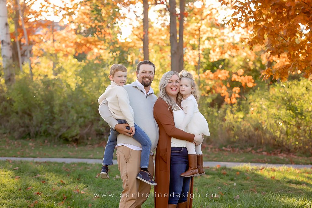 Fall Family Photos in Lindsay